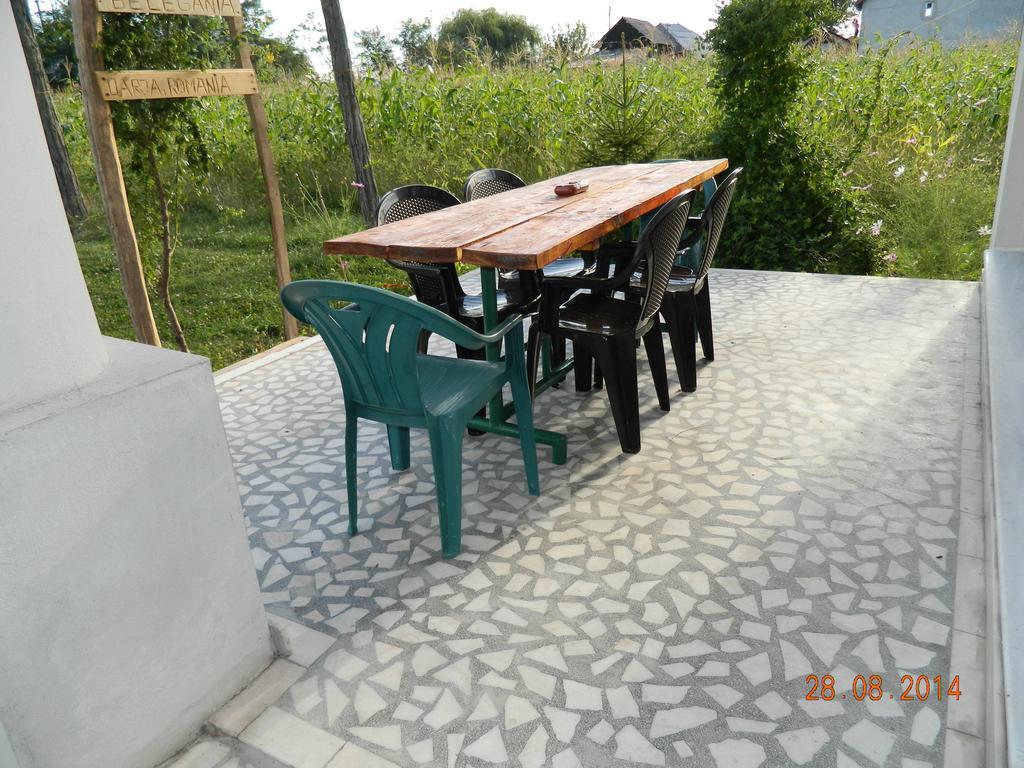 Belegania Villa Oarja Bagian luar foto
